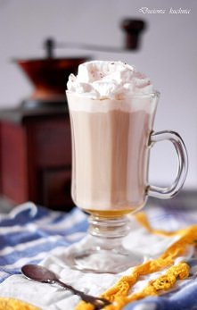 Kawa z miodem i imbirem