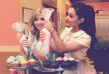 Jennette i Ariana <3