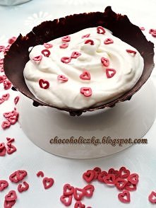 Czekomiseczka z śmietaną :)