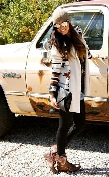 Ciekawa stylizacja :)
Zapraszam również do tablicy z biżuterią, każda kobieta znajdzie tutaj coś dla siebie :)