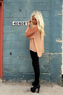 Ślicznotka ;)

Zapraszam również do tablicy z biżuterią, każda kobieta znajdzie tutaj coś dla siebie