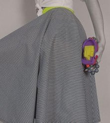 F 271