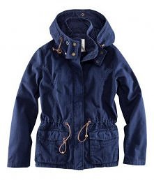 niemalże identyczną parkę H...