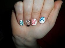 Renifer i śnieżynki :)