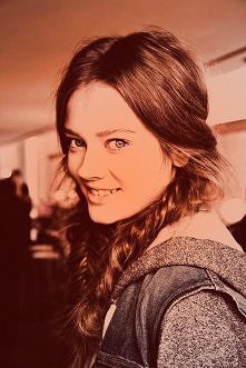 dwa bardzo drobne kłosy <3