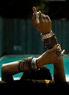 Może i nie wszystko złoto, co się świeci, ale od takiego przybytku głowa na pewno nie boli.