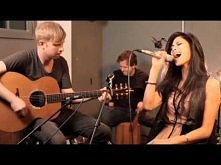 Nicole Scherzinger - Poison - HD LIVE (Acoustic For Orange)