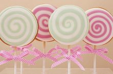 Hipnotyzujace lizaki...