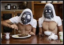 Haha fajne bluzki ;3