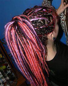 kolorowe dreadlocki