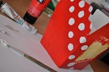 Chcecie zobaczyć co fajnego można zrobić ze zwykłego pudełka po rafaello? Zapraszam na bloga !               dobry-pomysl.blogspot.com