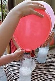 hel własnej roboty - hel = ocet i proszek do pieczenia