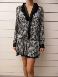 czarno-biala sukienka