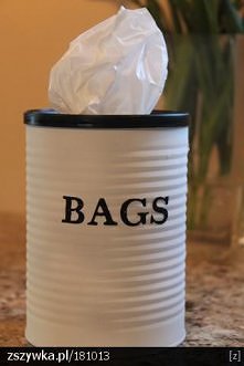 fajny pojemnik na reklamówki ;d