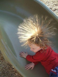 The magic of the static electricity! :)