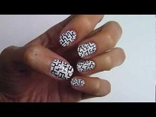Maze Nail Art