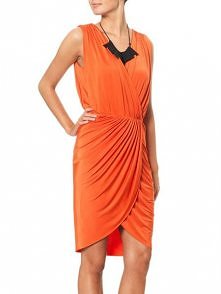 Zwiewne sukienki od Vero Moda