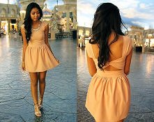 sukienka, wie ktoś gdzie taką dostanę??