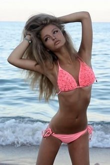 Neonki + opalone ciało <3