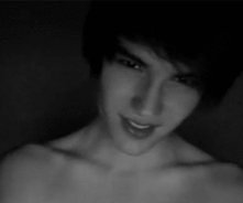 przypomina mi gościa z sali...