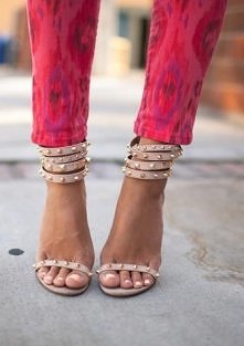 ćwiekowane sandałki <3