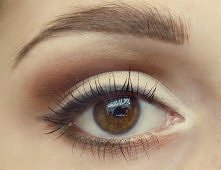 Delikatny makijaż dzienny