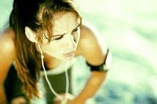 Jak sobie radzić z letnim upałem. Kliknij w zdjęcie.