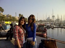 Antonella Rocuzzo  i Daniella Semaan;)
Uwielbiam to zdjęcie.