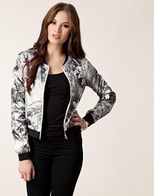 bluzę można zamówić pisząc na e-mail a.smykowska@vp.pl <3