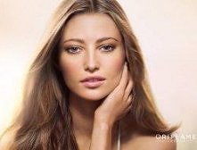 A tu dziewczyny przedstawia...