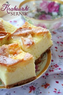 sernik krakowski
Ciasto:
250g mąki pszennej
125g masła
jajko
2 łyżki cukru waniliowego
50g cukru pudru
Masa Serowa:
kg zmielonego twarogu
5 jaj
100g masła
100ml śmietany 30%
150...