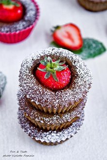 Śniadaniowe babeczki z truskaweczką.