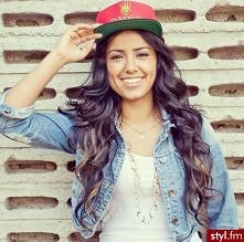 Śliczna dziewczyna i śliczne włosy