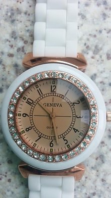 kliknij na zdjęcie :)
zegarek GENEVA biały