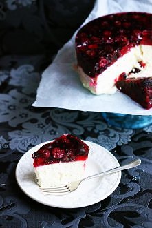 Sernik z owocami i galaretka