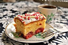 ciasto z białej czekolady z truskawkami