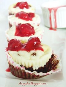 babeczki czekoladowo sernik...