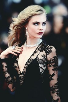Cara Delevingne . Przepiękn...