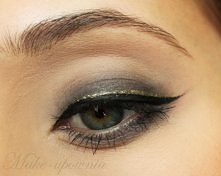 Make up/złota kreska