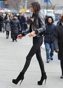 Kaylle Jenner Kardashian - nogiii  :-D