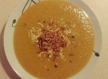 ZUPA KREM Z PORÓW - składniki:
500 g porów
wywar mięsny albo warzywny
1 duża cebula
3 ziemniaki
3 ziarenka ziela angielskiego
2-3 liście laurowe
przyprawy
pół szklanki mleka
ZUP...