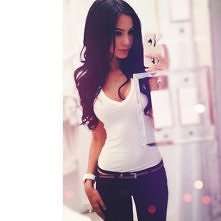 taka skromna stylizacja, a taka seksowna ;)