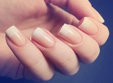 ABC Makijażu: Usuwanie przebarwień z paznokci

Trwa sezon na malowanie paznokci mocnymi, intensywnymi kolorami. Sam proces malowania i noszenia manicure jest przyjemny, jednak u...