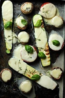 Warzywa zapiekane z mozzarellą