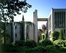 opuszczona fabryka cementu w Barcelonie, arch. Ricardo Bofill (1)