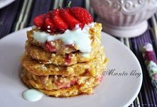 racuszki z truskawkami