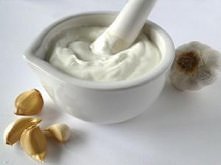 Najlepsze przepisy na sosy i dipy


Sosy i dipy są ukoronowaniem wielu potraw. Wyrazisty sos tzatziki, klasyczny vinegrette, a może kremowy sos grzybowy? Wypróbuj wszystkie!