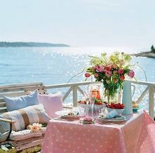 mmmm ... móc zjeść śniadanie w takim miejscu .. :)