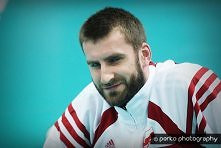 Żyjecie babeczki po wczorajszym meczu ? :)
Ja nie oglądałam,także chętnie posłucham waszego zdania co do gry Orłów :D 
A tu macie czarującego Możdżiego :DD