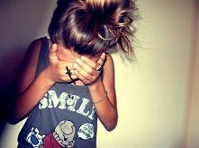 `łzy nie zawsze są oznaką słabości, czasem oznaczają, że było się silnym zbyt długo..`